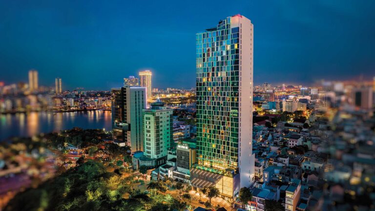 Crowne Plaza Danang City Centre by Meraki Land